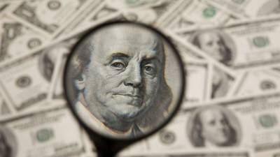 Эксперт из США предсказал скорый крах доллара