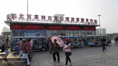 Власти Китая ввели военное положение на юге Пекина из-за вспышки коронавируса
