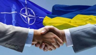 Украине присвоен статус партнера НАТО с расширенными возможностями