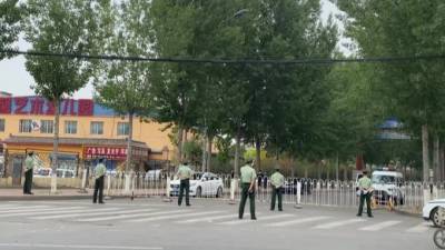 В районе Пекина ввели "режим военного времени" из-за коронавируса