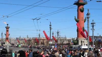Запрет на массовые мероприятия в Петербурге не коснется парада Победы