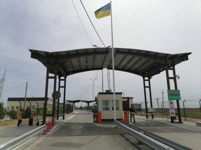 Возобновляется работа всех КПВВ на админгранице с Крымом