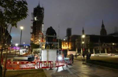 В Англии перед новой волной протестов прячут памятники «расистам»