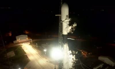SpaceX запустила в космос очередную партию спутников программы Starlink