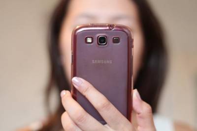 Эксперты: Женщины предпочитают смартфоны Samsung, а мужчины - Xiaomi