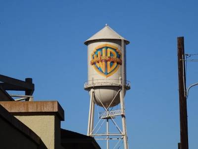 Студия Warner перенесла релиз фильма «Довод» и других крупных кинопремьер