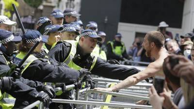 Полиция Лондона не допустила столкновений