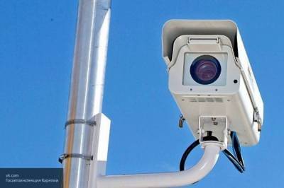 Камеры видеонаблюдения засняли дерзкое нападение грабителей на банк в Кыргызстане