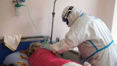 Во Франции за сутки скончались 24 пациента с коронавирусом