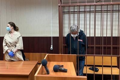 Адвокат объяснил причину отказа семьи Захарова от помощи Ефремова