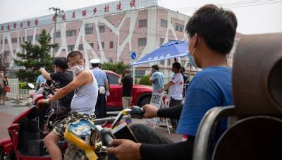 В Китае за сутки выявлены 57 случаев заражения коронавирусом