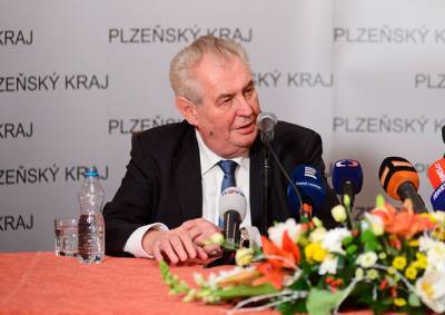 Президент Чехии выступил за скорейшую отмену антироссийских санкций