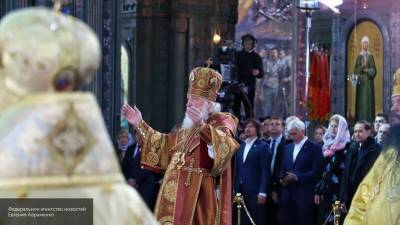 Патриарх Кирилл начал церемонию освящения главного храма Вооруженных сил России