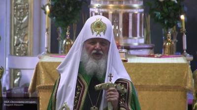 Патриарх Кирилл начал церемонию освящения главного храма Минобороны РФ