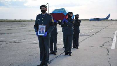 В Семей доставили останки солдата, погибшего в годы ВОВ в Смоленской области