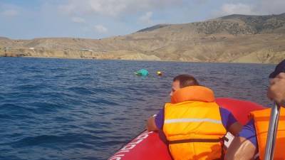 Унесло в открытое море с парашютом: у берегов Крыма спасли кайтсерфера