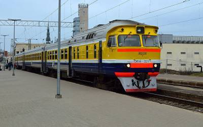 Маршруты в Юрмалу и новые рейсы: в Латвии поезда начинают ходить по летнему графику