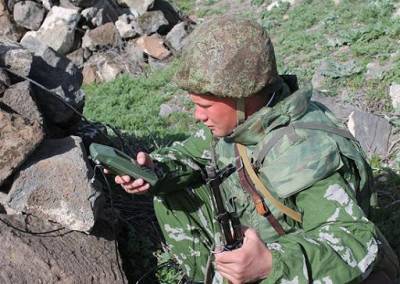Бойцов высокогорных подразделений ВС России научат выживать в горах Приэльбрусья