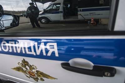 Российский полицейский расстрелял напавших на него хулиганов - lenta.ru