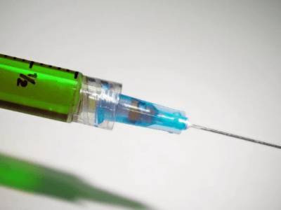 Европа уже купила еще не созданную вакцину от коронавируса