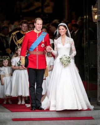Принц Чарльз преподнес Кейт Миддлтон подарок за 200 тысяч долларов