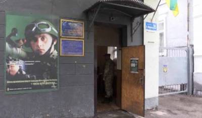 В Мелитополе суд отпустил домой парня, который 5 лет отказывался служить в армии
