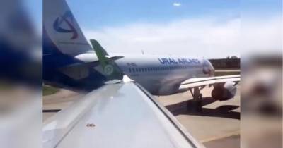 В России столкнулись пассажирские самолеты: происшествие попало на видео