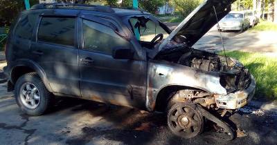 В Смоленске вспыхнул автомобиль