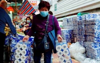 Кто опустошал полки с туалетной бумагой во время пандемии: исследование