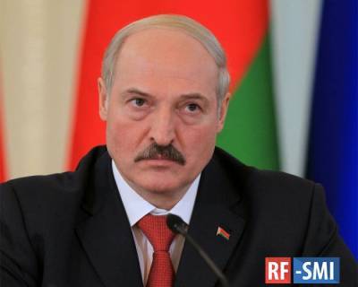 Лукашенко рискует президентским креслом из-за страха перед США