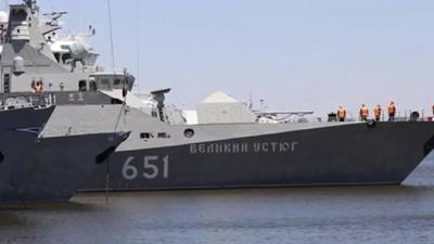 В Петербург к параду в честь Дня ВМФ отправились корабли Каспийской флотилии