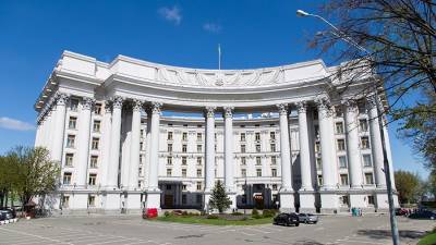 Глава МИД Украины заявил о готовности к диалогу с Лавровым