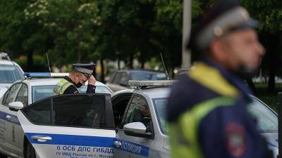 На юго-западе Москвы автомобиль сбил двух пешеходов