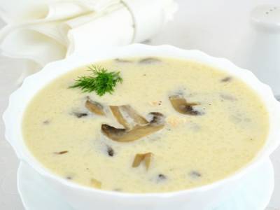 Рецепт дня: Любимый грибной супчик с плавленым сыром