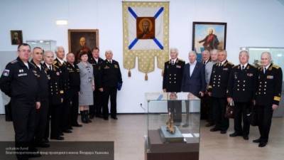 Парк "Патриот" представил выставку икон "Небесные покровители Армии и Флота России"