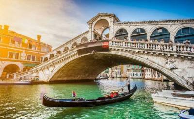 Жители Венеции выступили с протестами против возвращения туристов