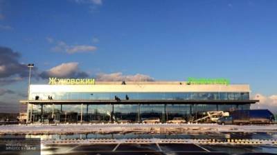 Самолет "Почты России" готовится к экстренной посадке в аэропорту Подмосковья