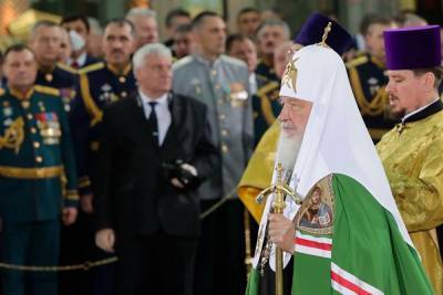 Патриарх Кирилл освятил главный пропагандистский храм армии РФ