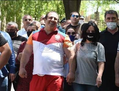 Зограбян: Принято политическое решение в отношении Гагика Царукяна