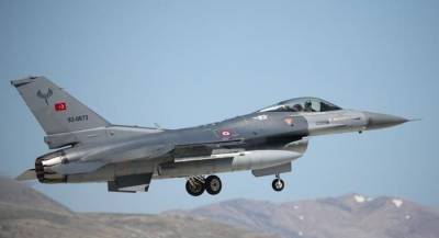 Турция нанесла авиаудар по объектам курдов в Ираке