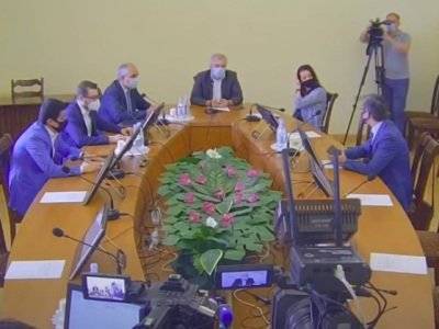 Заседание парламентской Комиссии по обороне и безопасности не удалось провести из-за COVID-19 и Царукяна