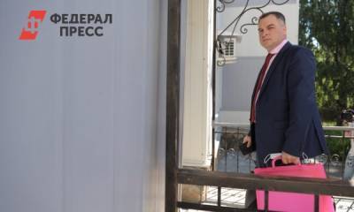 Екатеринбургский журналист Румянцев требует взыскать 607 тысяч рублей со своего обидчика из сквера