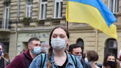 Украина пять дней подряд бьет рекорды по COVID