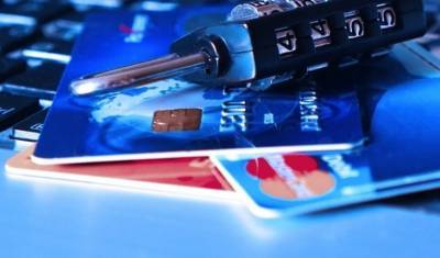 Выпуск банковских карт может стать платным