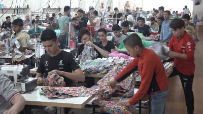 В Алеппо возобновила работу фабрика детской одежды