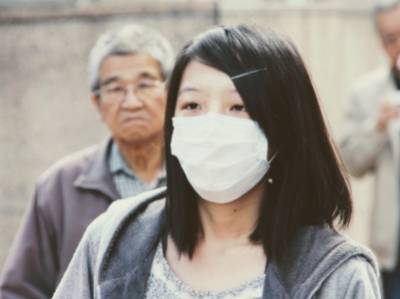 Япония не исключает введения жестких мер и штрафов для борьбы с коронавирусом