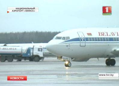 Самолет авиакомпании "Белавиа" вернули в аэропорт Киева по требованию СБУ
