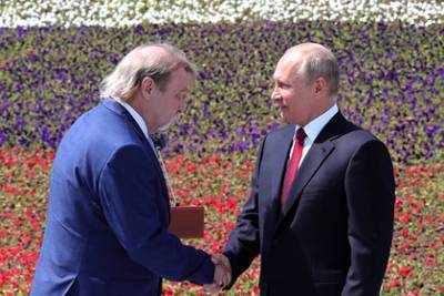 Стали известны детали подготовки участников встречи с Путиным в День России