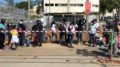 Вспышка коронавируса в Тель-Авива: почему нелегалов не хотят отправлять в карантин
