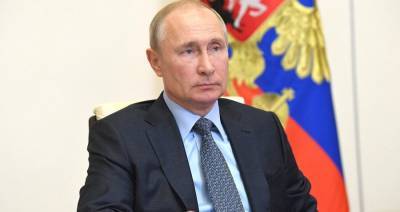 Путин продлил временные меры по положению иностранцев в РФ до 15 сентября